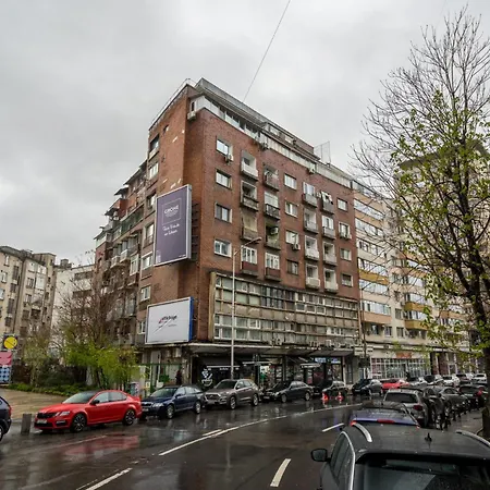 Borealis Calea Victoriei View Netflix Бухарест