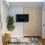 Borealis Calea Victoriei View Netflix