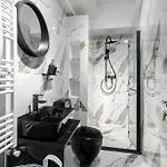 Borealis Calea Victoriei View Netflix * Bukarest