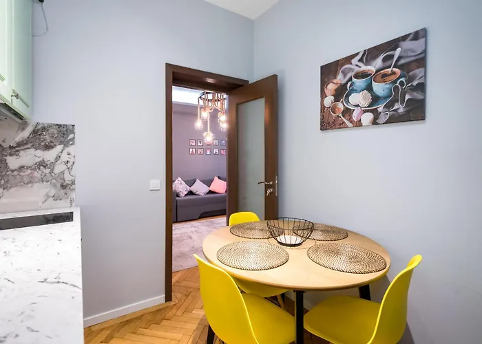 Borealis Calea Victoriei View Netflix Bucharest