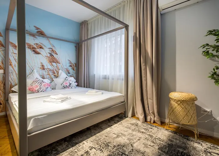 Апартаменти Borealis Calea Victoriei View Netflix *