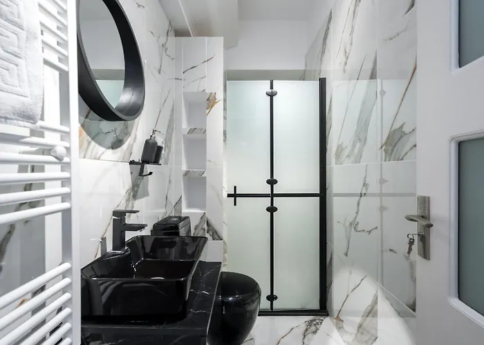 Borealis Calea Victoriei View Netflix * Бухарест