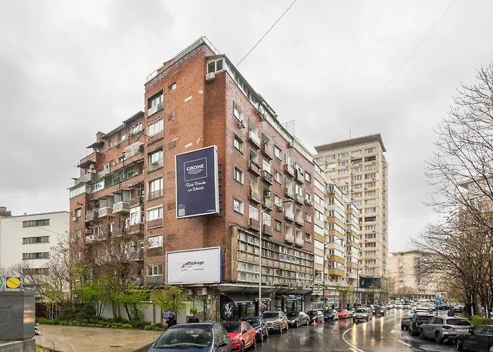 Borealis Calea Victoriei View Netflix * Бухарест